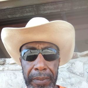 Meet your Posher, Tony